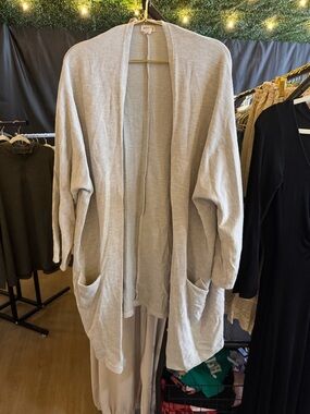 DONNI. Open-Front Lightweight Cardigan - Light Gray A081